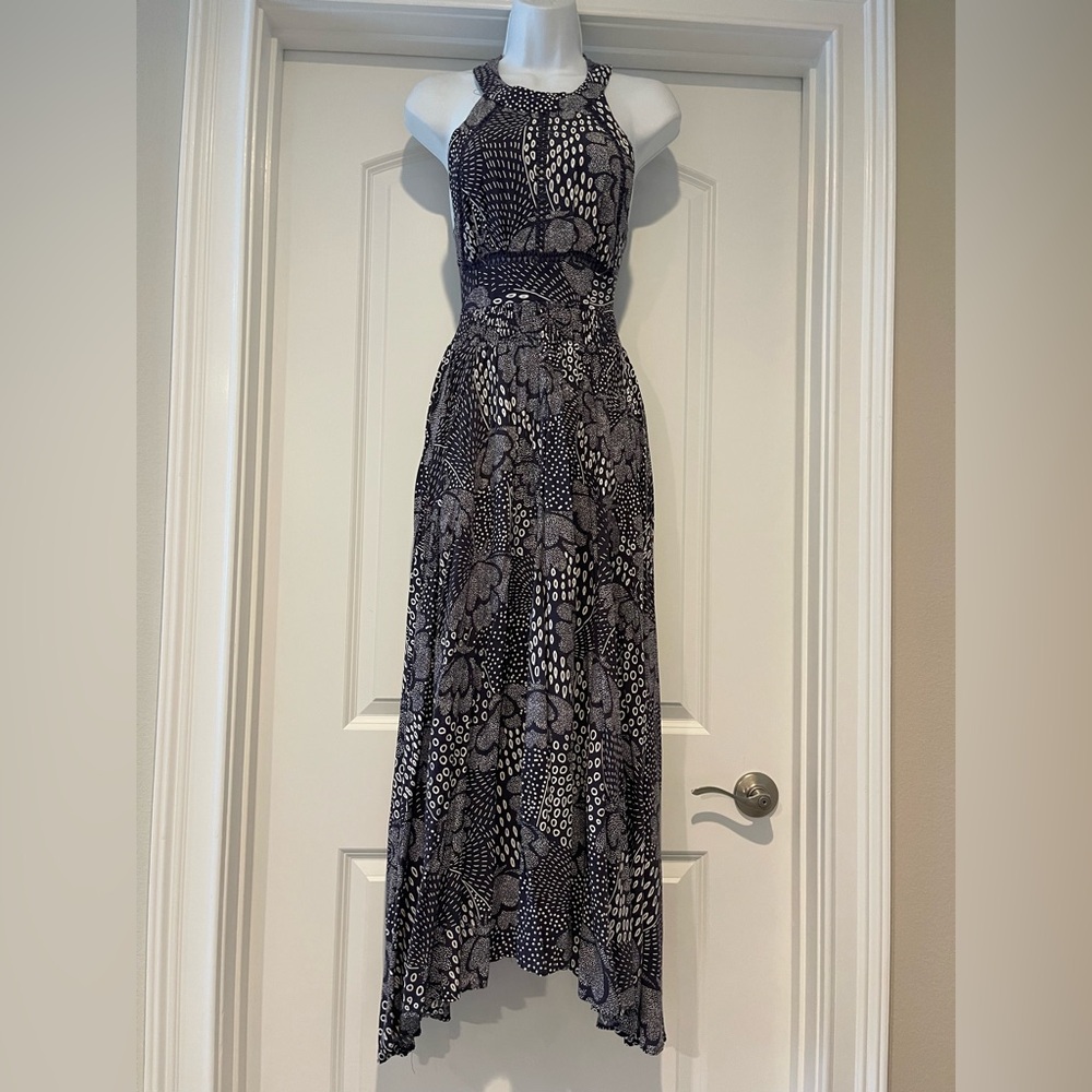 Elegant Navy and White Maxi Dress